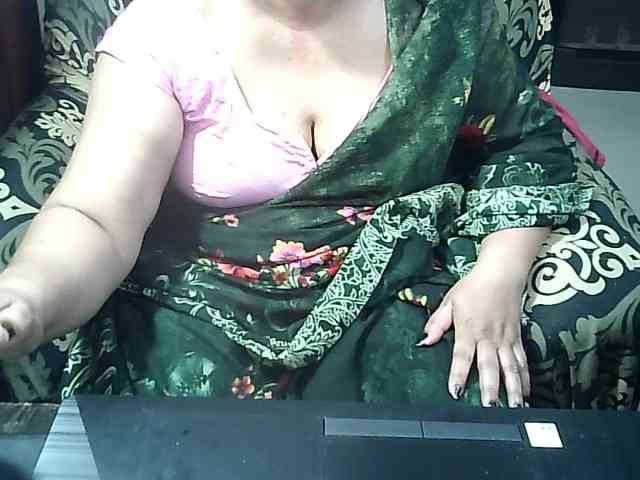 Indianbhabhimilf40 webcam