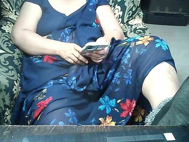 Indianbhabhimilf40 webcam