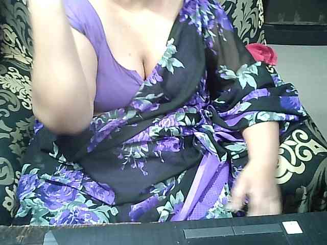 Indianbhabhimilf40 webcam