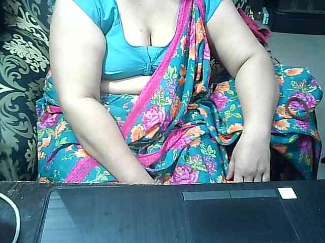 Indianbhabhimilf40 webcam