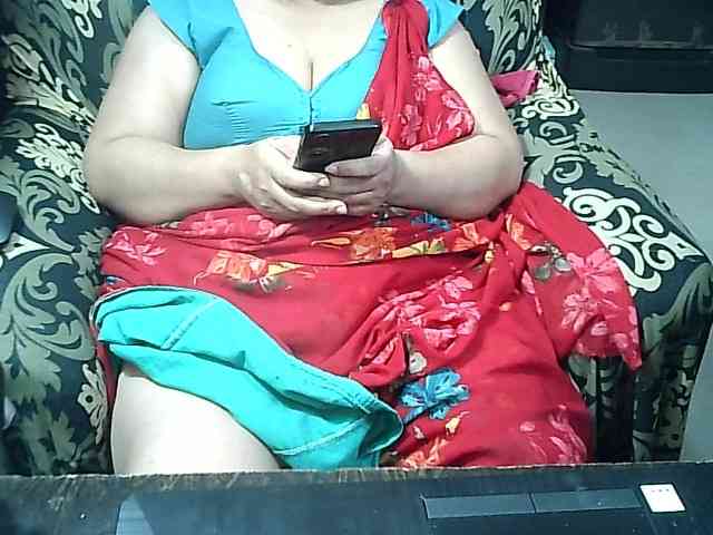 Indianbhabhimilf40 webcam