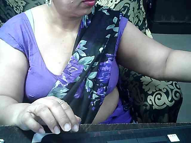 Indianbhabhimilf40 webcam