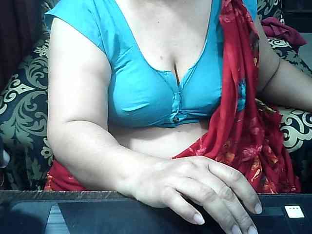 Indianbhabhimilf40 webcam