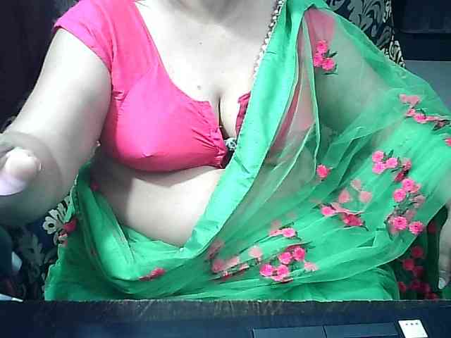 Indianbhabhimilf40 webcam