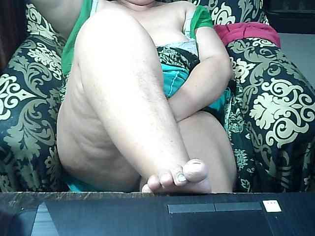 Indianbhabhimilf40 webcam