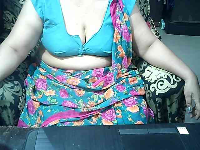 Indianbhabhimilf40 webcam