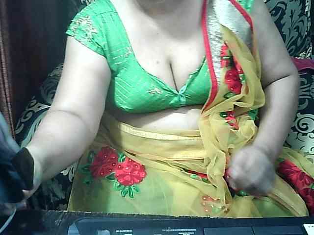 Indianbhabhimilf40 webcam