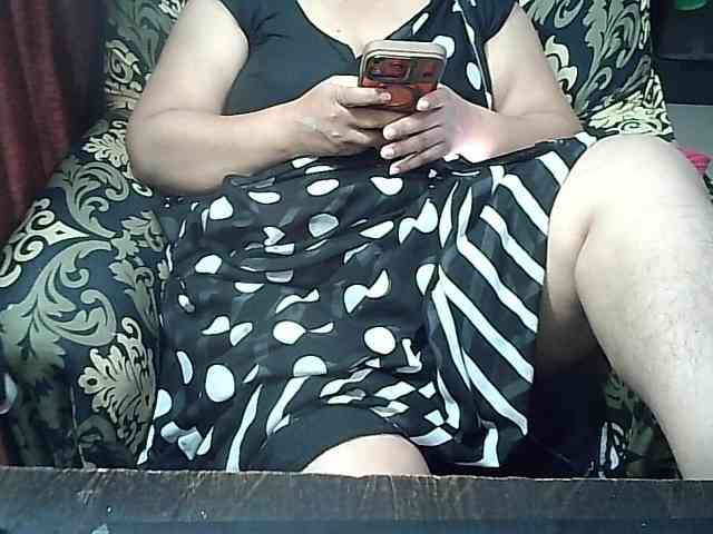 Indianbhabhimilf40 webcam