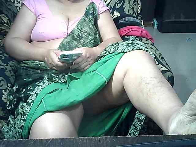 Indianbhabhimilf40 webcam
