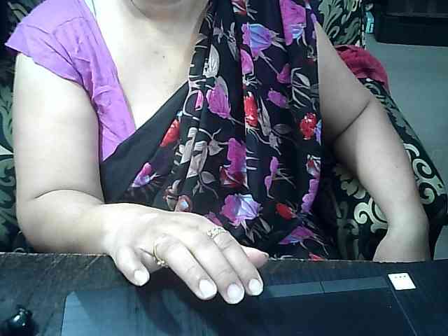 Indianbhabhimilf... Live Webcam on BongaCams