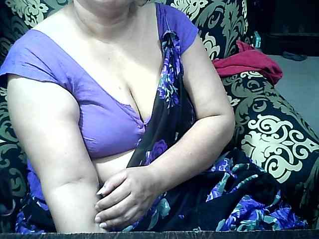 Indianbhabhimilf40 webcam