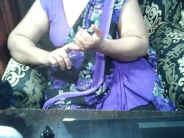 Indianbhabhimilf40 webcam