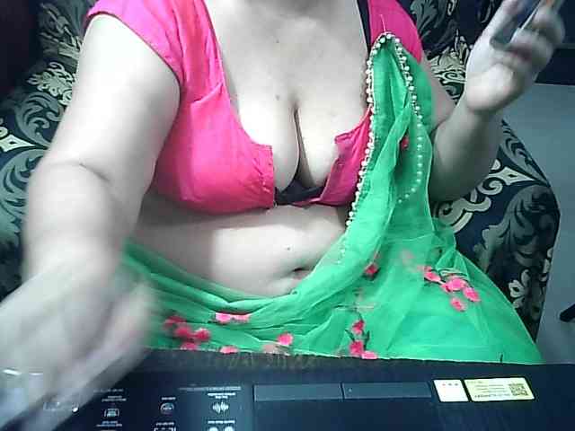 Indianbhabhimilf40 webcam