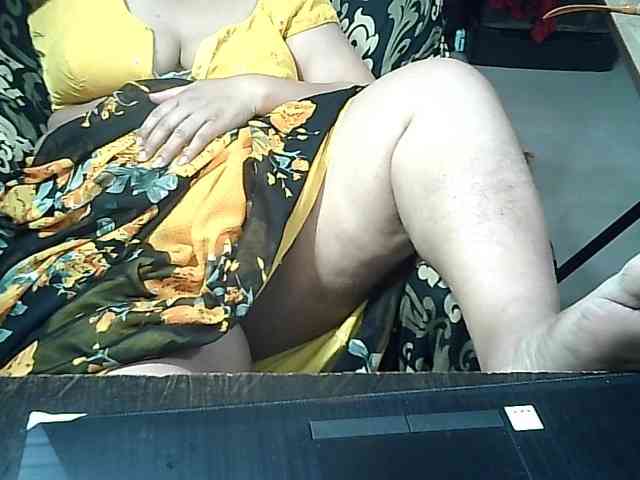 Indianbhabhimilf40 webcam