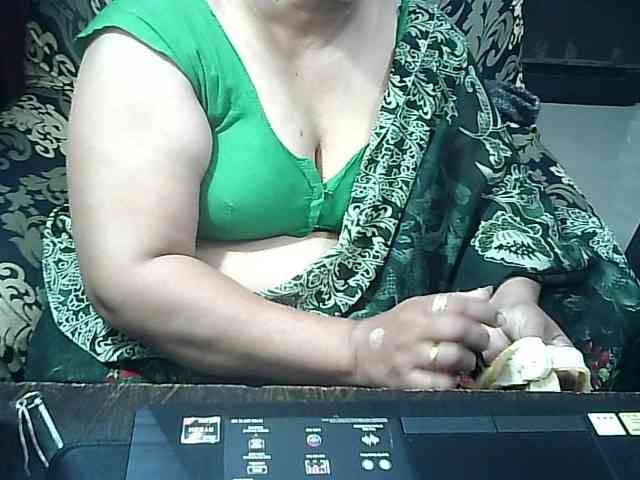 Indianbhabhimilf40 webcam