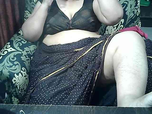 Indianbhabhimilf40 webcam