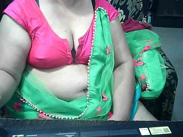 Indianbhabhimilf40 webcam