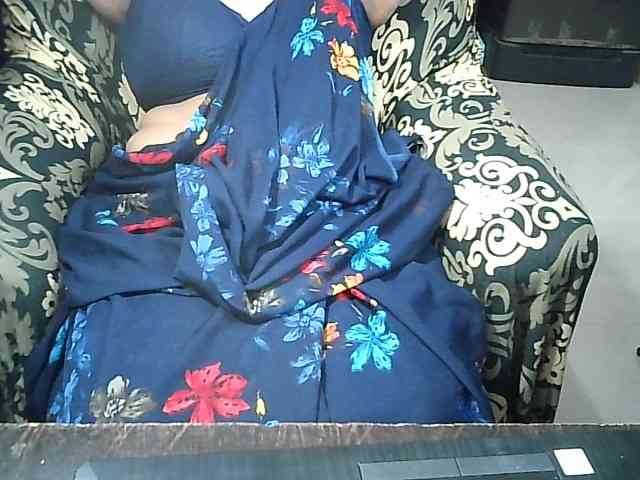 Indianbhabhimilf40 webcam