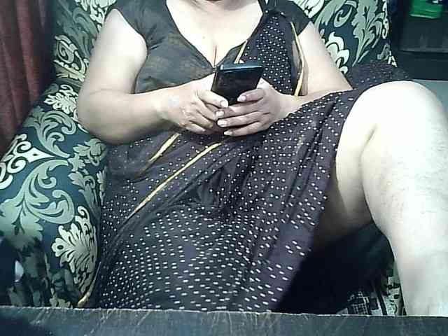 Indianbhabhimilf40 webcam