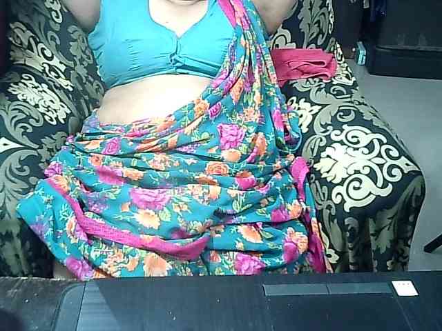 Indianbhabhimilf40 webcam