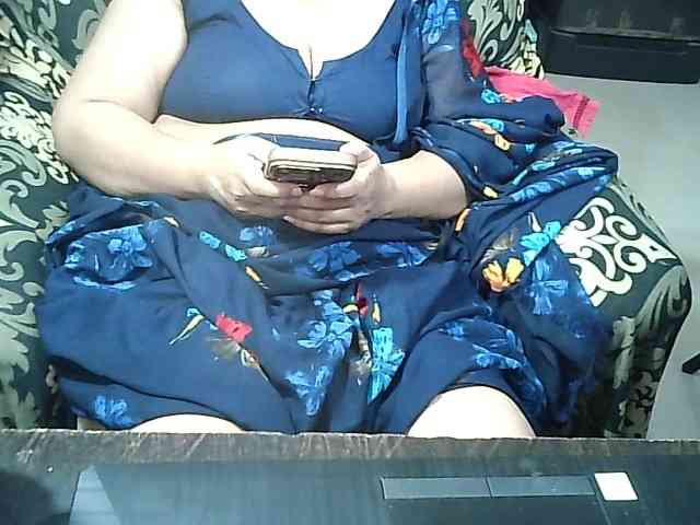 Indianbhabhimilf40 webcam