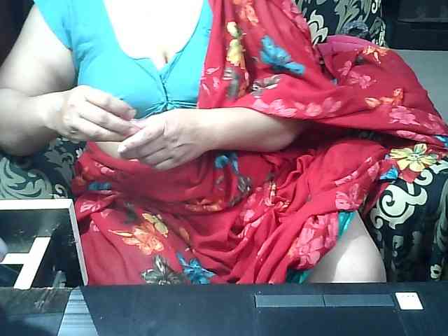 Indianbhabhimilf40 webcam