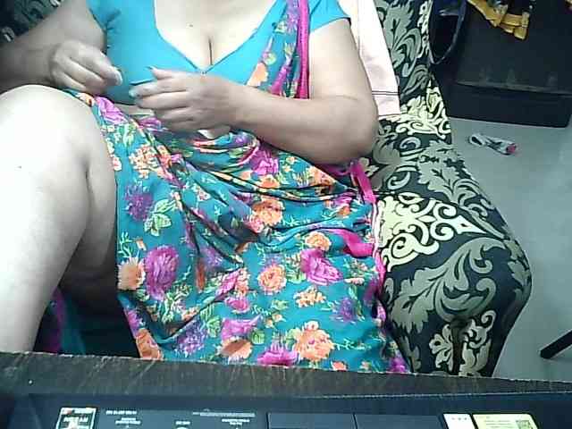Indianbhabhimilf40 webcam