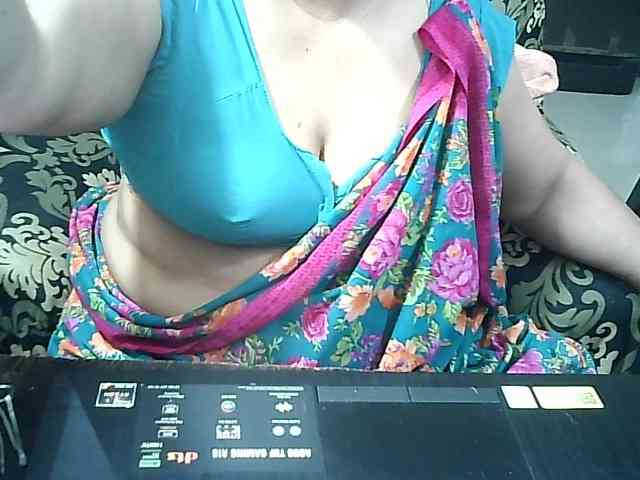 Indianbhabhimilf40 webcam
