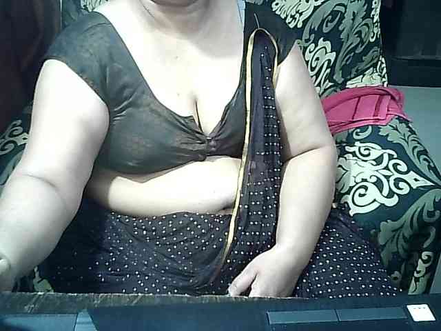 Indianbhabhimilf40 webcam