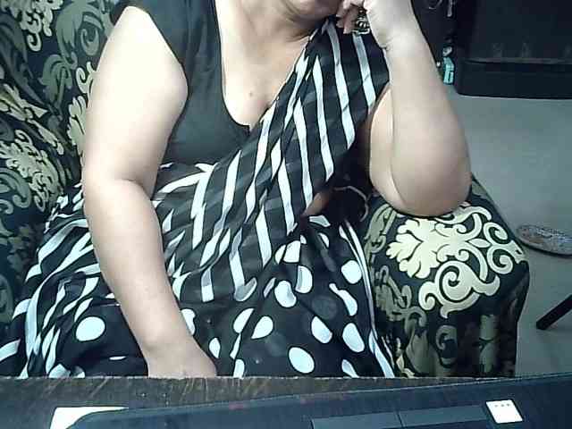 Indianbhabhimilf40's Sexcam