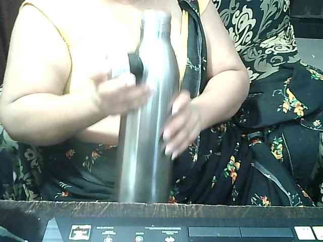 Indianbhabhimilf40 webcam