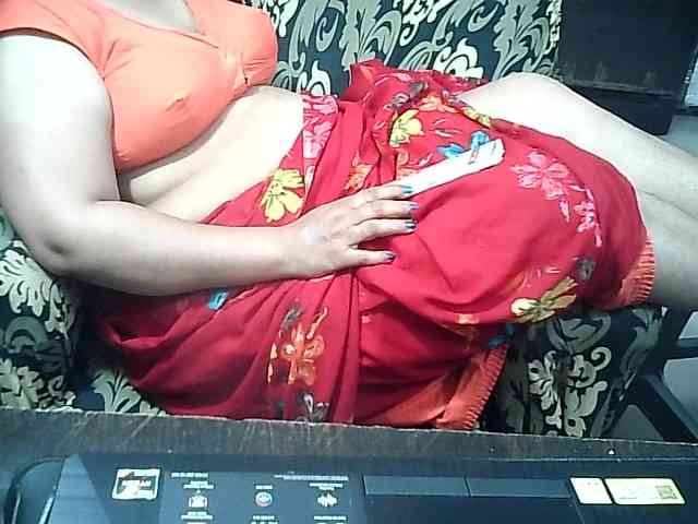 Indianbhabhimilf40 webcam