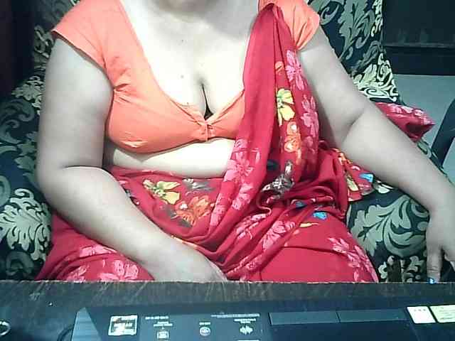 Indianbhabhimilf40 webcam