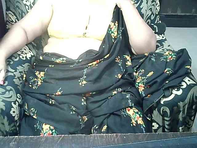 Indianbhabhimilf40 webcam