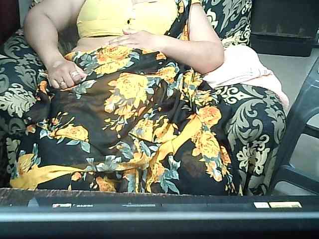 Indianbhabhimilf40 webcam