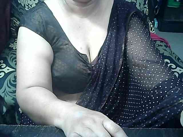 Indianbhabhimilf40 webcam