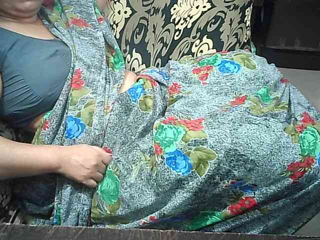 Indianbhabhimilf40 webcam