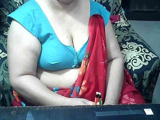 Indianbhabhimilf40 webcam