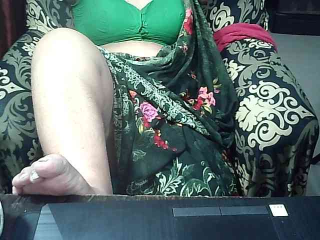 Indianbhabhimilf40 webcam