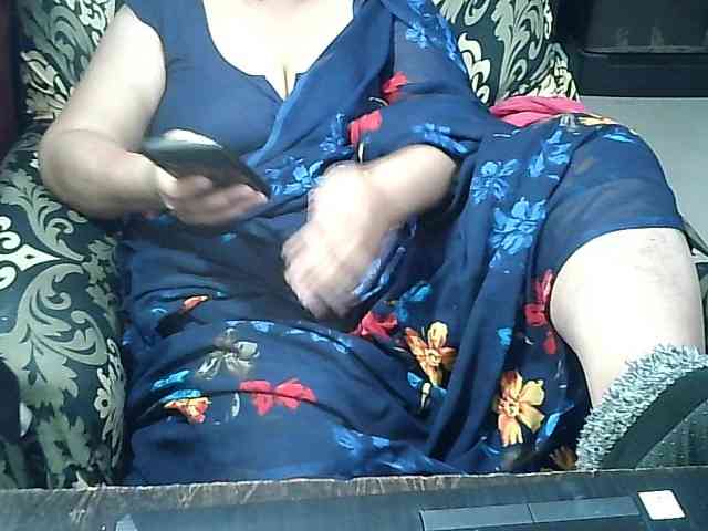 Indianbhabhimilf40 webcam