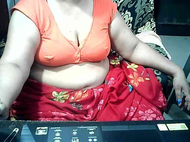 Indianbhabhimilf40 webcam