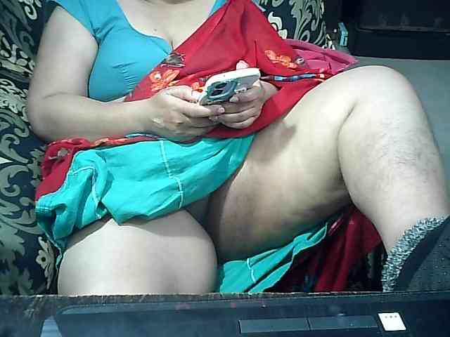 Indianbhabhimilf40 webcam