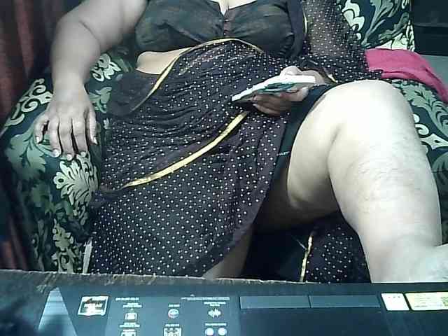 Indianbhabhimilf40 webcam