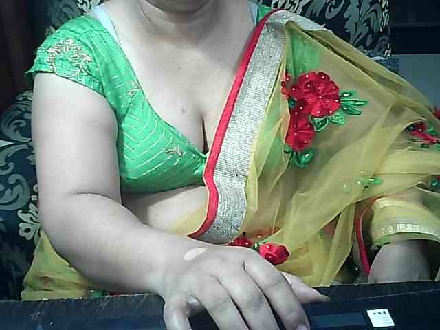 Indianbhabhimilf40 webcam