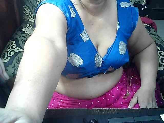 Indianbhabhimilf40 webcam