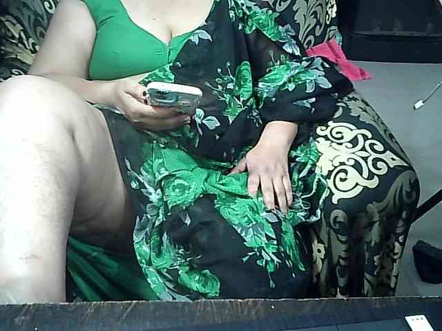 Indianbhabhimilf40 webcam