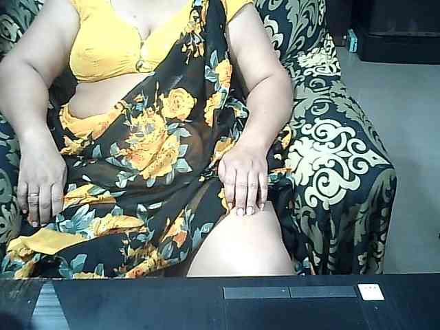 Indianbhabhimilf40 webcam