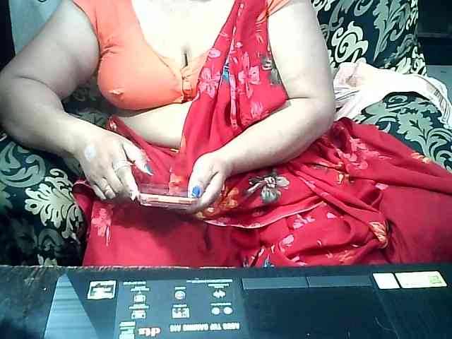Indianbhabhimilf40 webcam