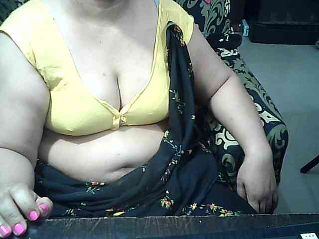 Indianbhabhimilf40 webcam