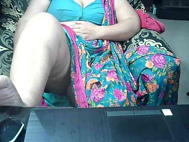 Indianbhabhimilf40 webcam
